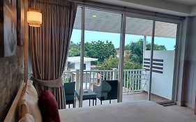 Koh Larn Riviera
